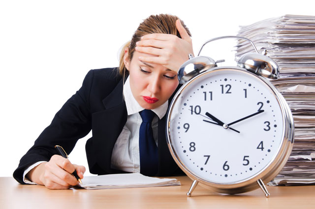 Người lao động đi công tác vào ngày nghỉ có được tính làm thêm giờ không?